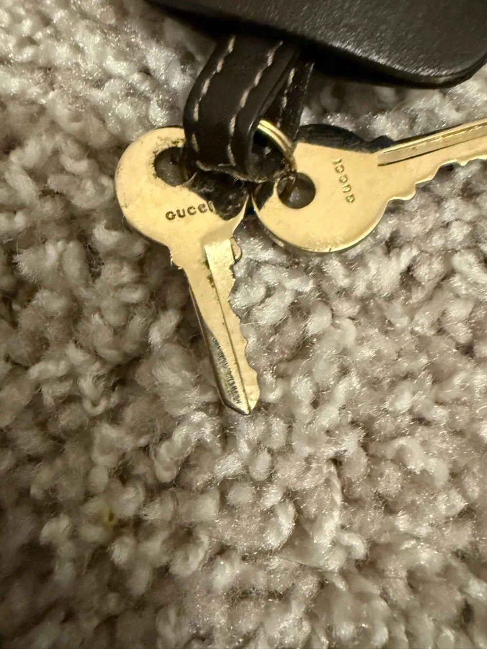 Gucci Gold Padlock Key Charm with Brown Leather holder A2 - Picture 3 of 8